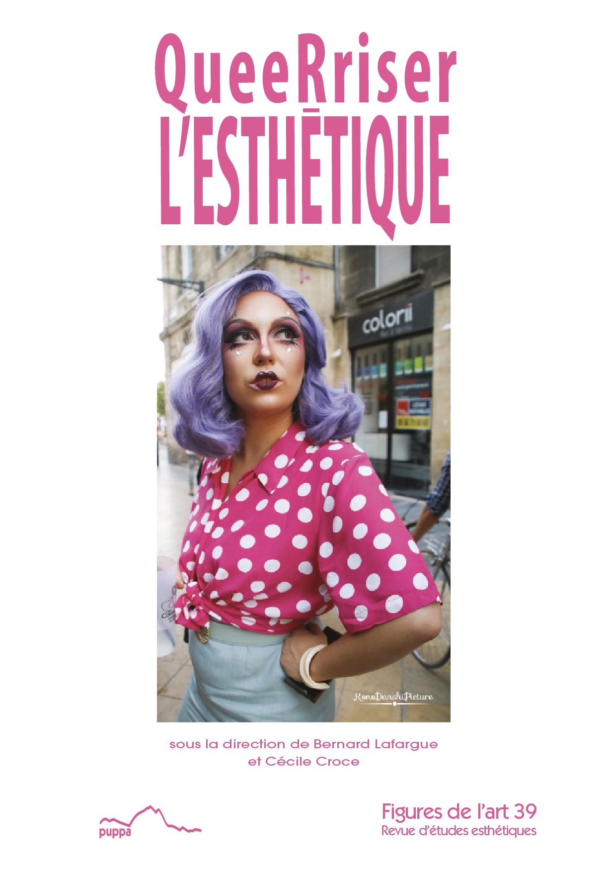 La couverture est illustrée par une photographie de la drag-queen bordelaise Camomille.
