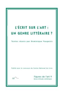 Une couverture unie beige avec cadre vert.